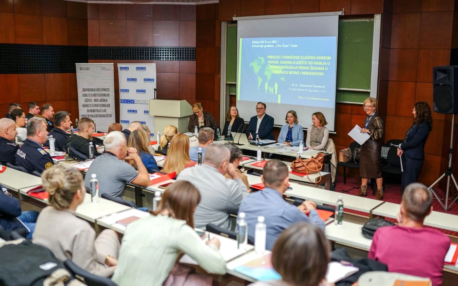 Uprava policije MUP TK-a - radionica o primjeni novog Zakona o zaštiti od nasilja u porodici i nasilja prema ženama F BiH